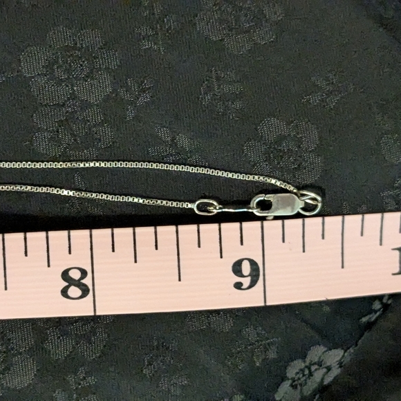 Vintage Art Deco Intricate Filigree 925 Sterling Heart Locket Pendant Necklace - Picture 9 of 10